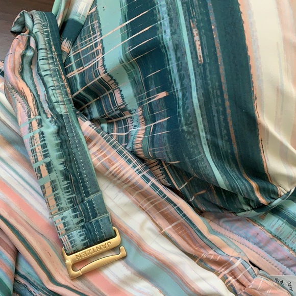 Jantzen swimming suit - Picture 8 of 8